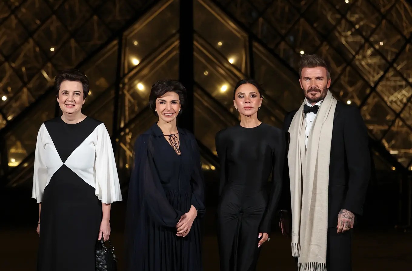 “Le Grand Diner du Louvre”: jantar de gala reúne famosos e fashionistas