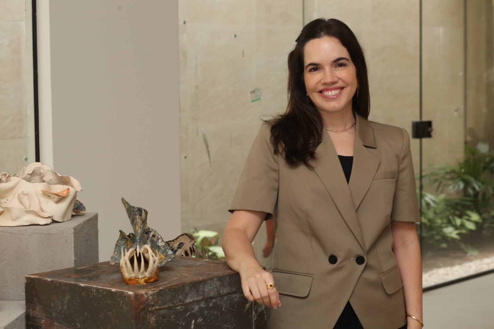 Roberta Aguiar Tomaz inaugura Artesano Casa Galeria, em Fortaleza, na sexta-feira (14)