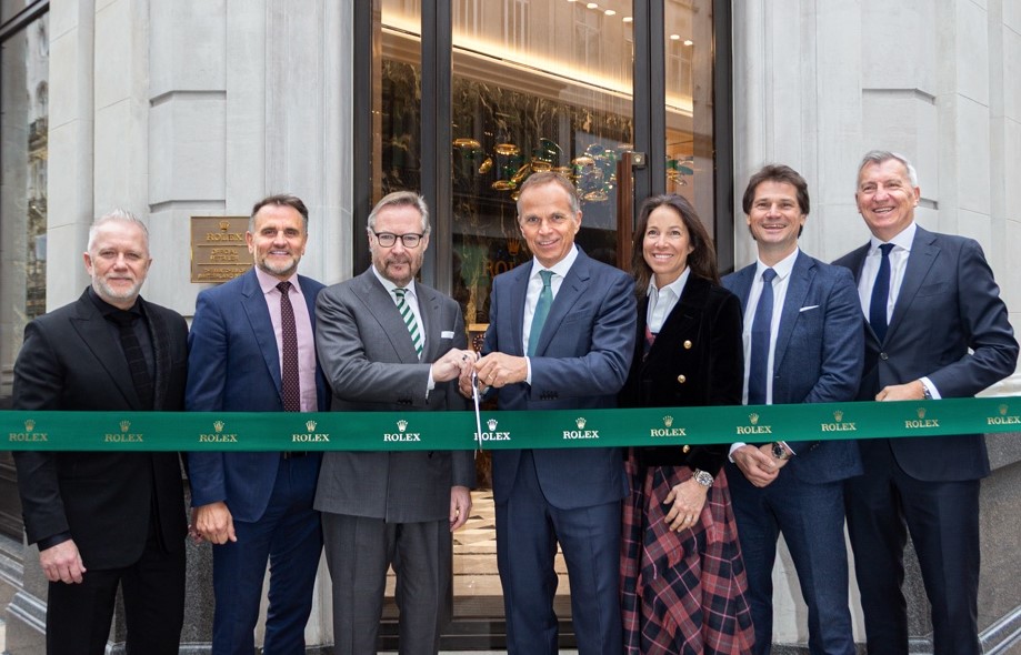 Rolex inaugura sua maior boutique da Europa em Londres