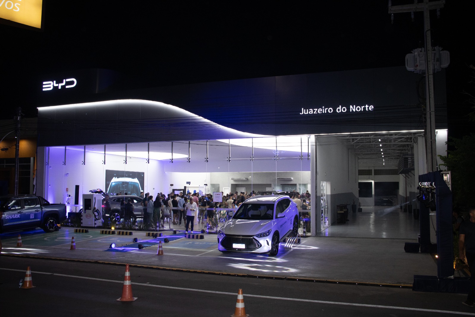 Grupo Carmais inaugura concessionária da BYD em Juazeiro do Norte