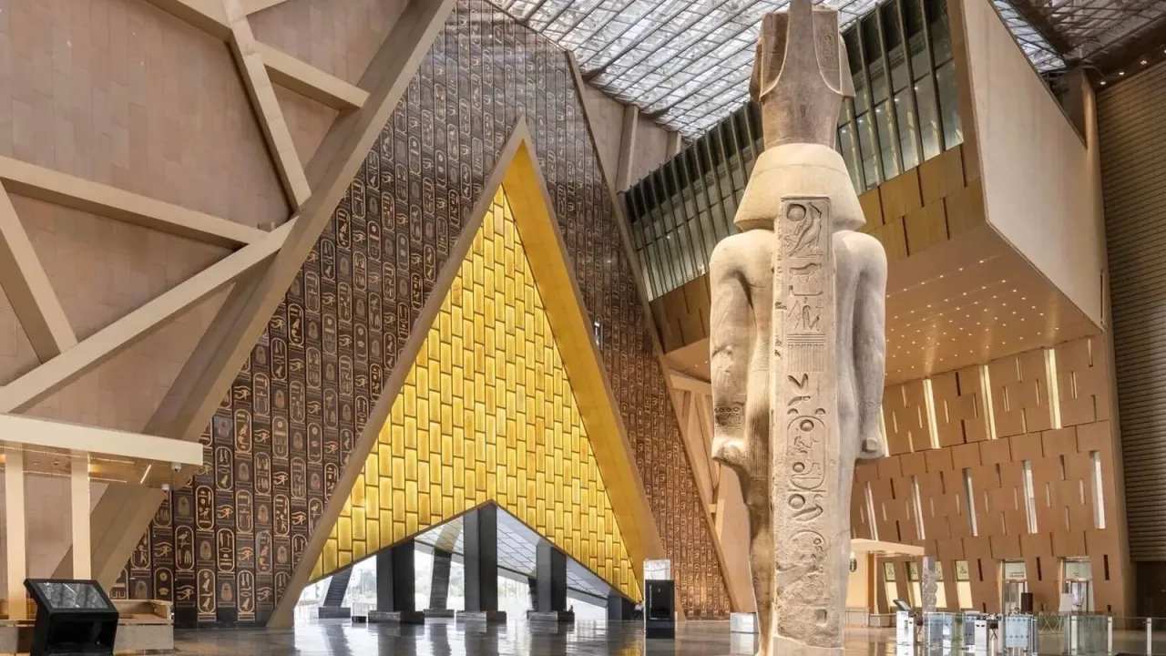 Duas vezes maior do que o Louvre, Grande Museu Egípcio será inaugurado em julho