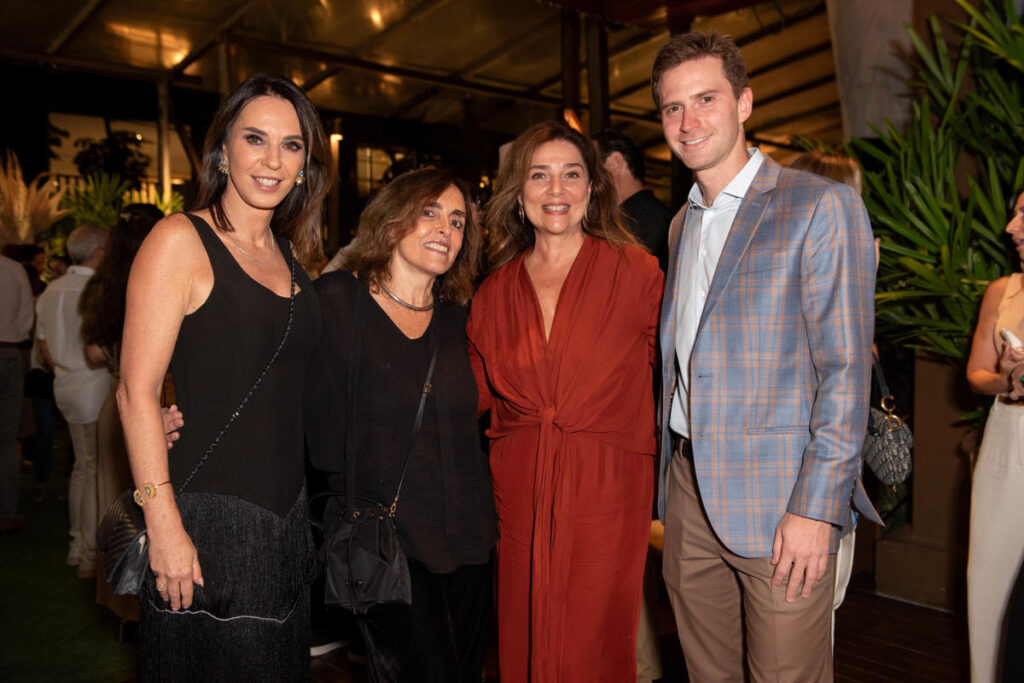 Patrícia Carta, Esther Schattan, Samiatesta E Pitter Schattan