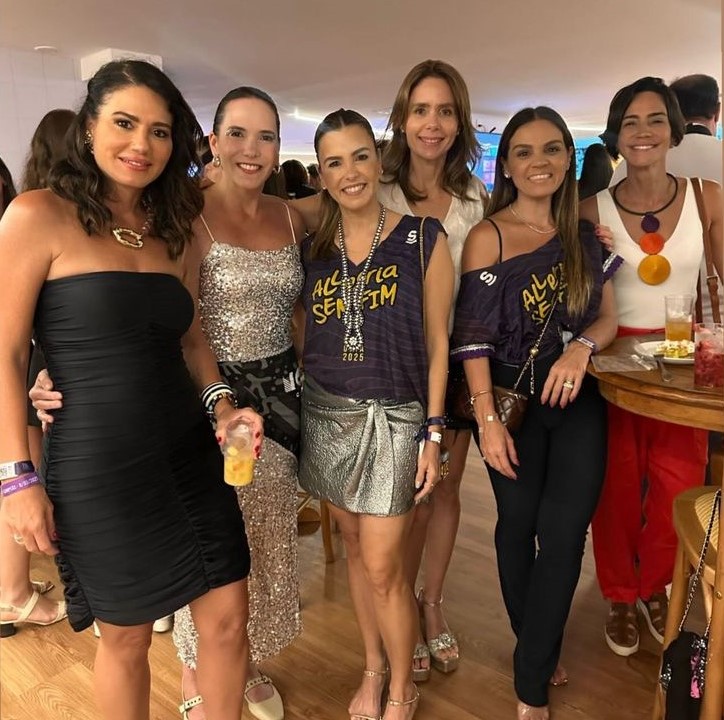 Renata Vale, Renata Santos, Liliana Rola, Lina Pinheiro, Katarine Queirós E Karine Studart