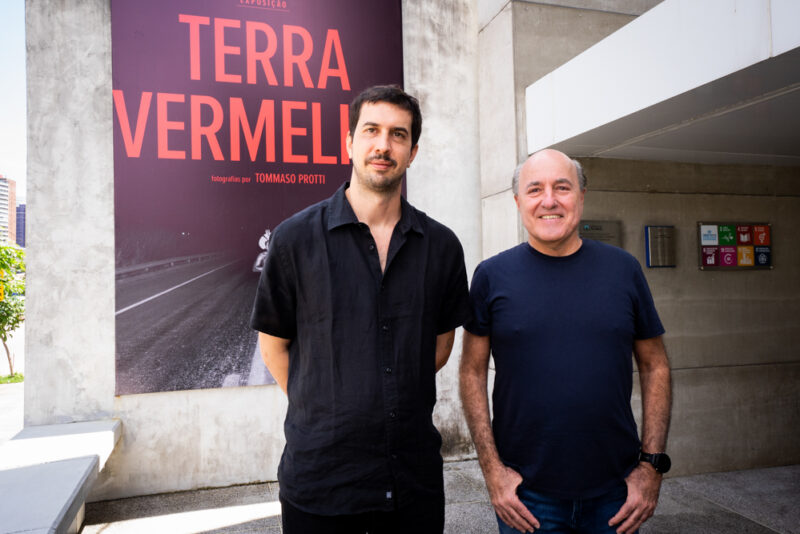 Terra Vermelha - Museu da Fotografia Fortaleza celebra 8 anos com exposição de Tommaso Protti