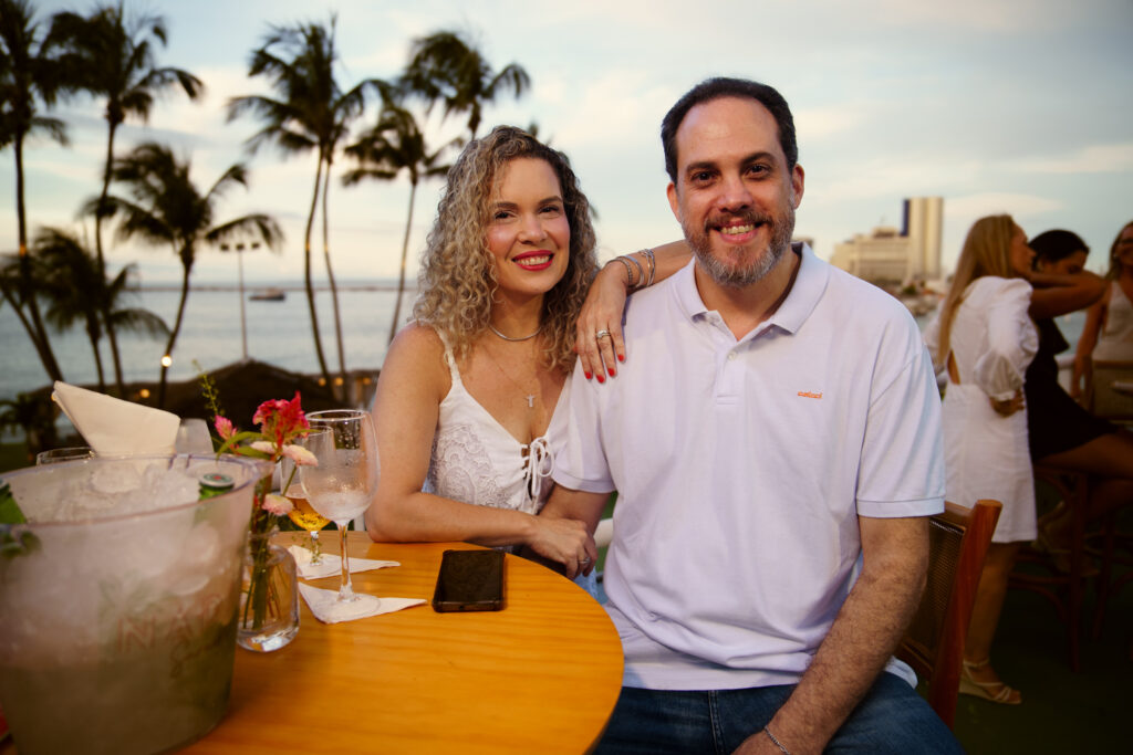 Weynia Rocha E Márcio Guido Aderaldo